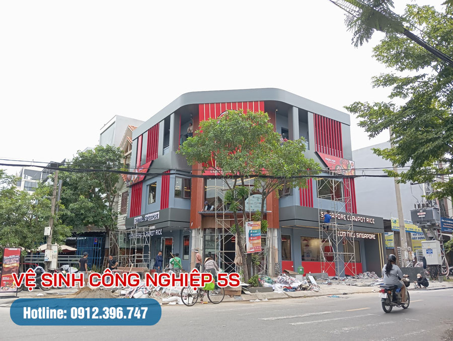 5S vệ sinh nhà hàng cơm niêu Singapore tại đường Lê Thanh Nghị, Hải Châu