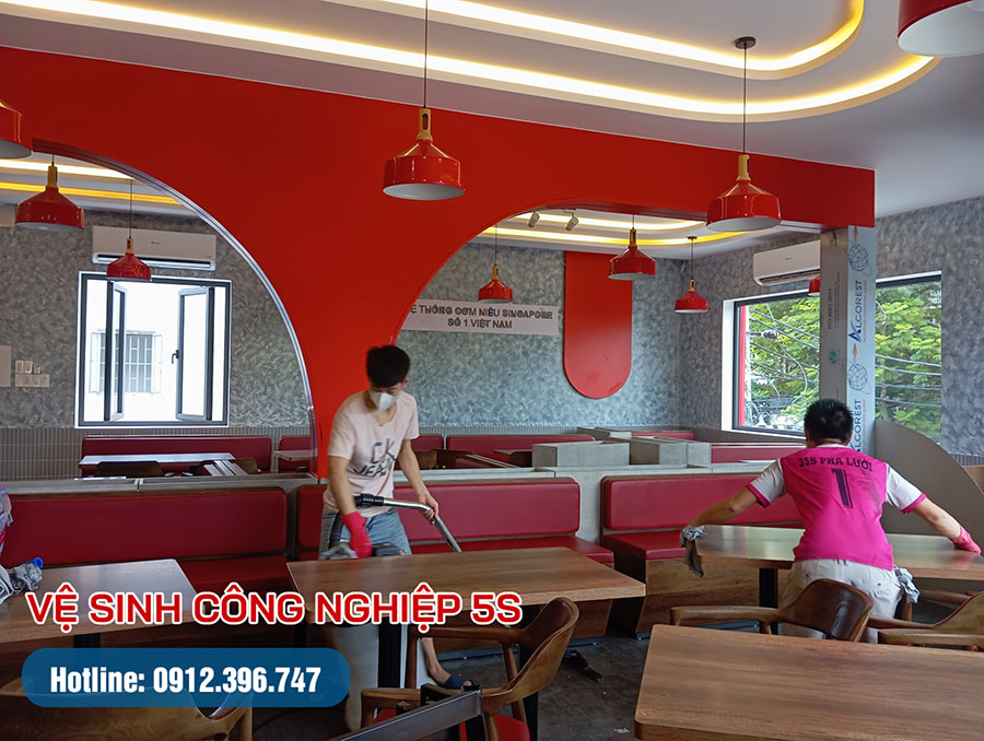 5S ve sinh nha hang com nieu singapo tai quan hai chau 2