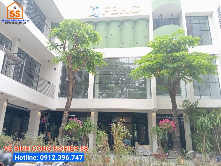 Thi công tổng vệ sinh quán cà phê FBNC tại Đà Nẵng