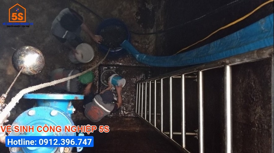 Ve-sinh-be-nuoc-ngam-3