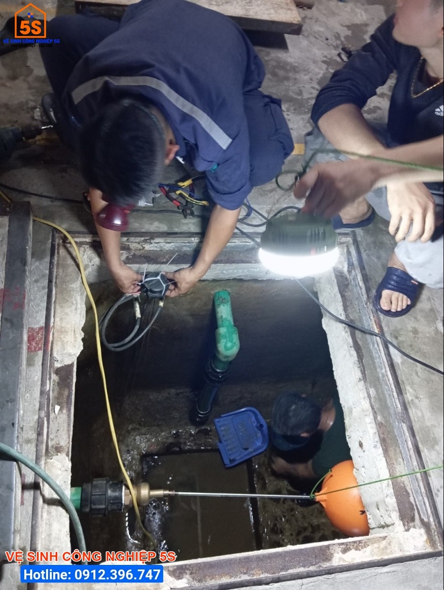 Loại bỏ bớt nước trong bể 1