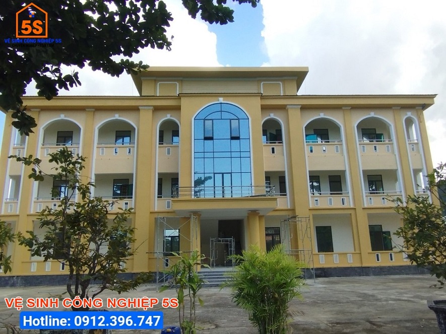 Vệ sinh công nghiệp cho Doanh trại bộ đội tại Đà Nẵng