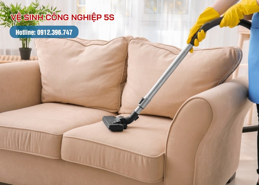Cách vệ sinh ghế sofa vải bố hiệu quả và nhanh chóng
