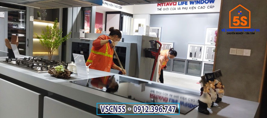 Vệ sinh sàn sau xây dựng