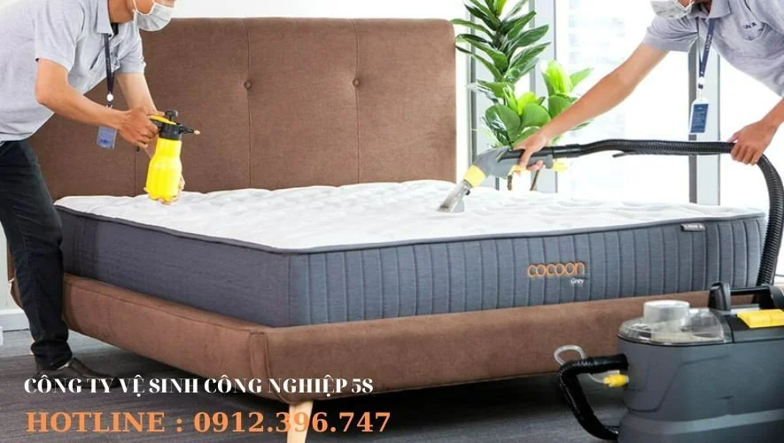 Hướng dẫn cách vệ sinh nệm cao su tại nhà đơn giản, hiệu quả cao