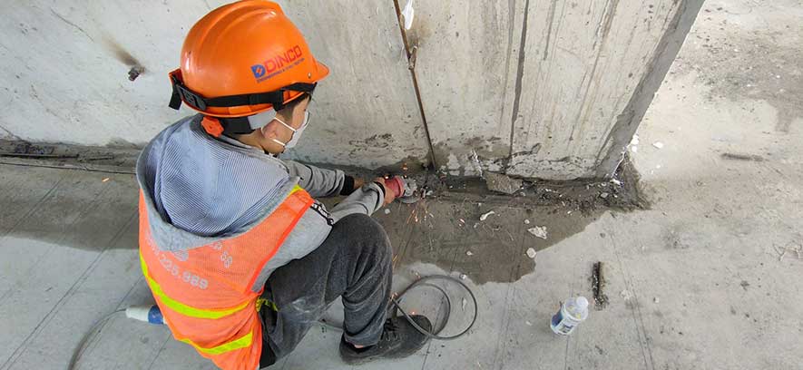 cắt rãnh ram dốc bê tông tại Huế