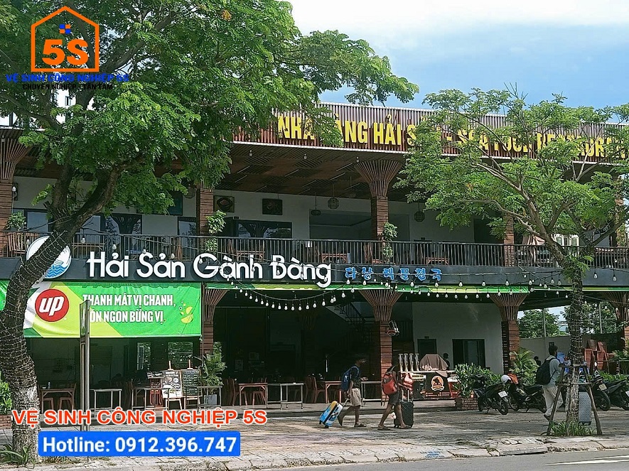 Vệ sinh nhà hàng Hải Sản Gành Bàng tại Sơn Trà, Đà Nẵng